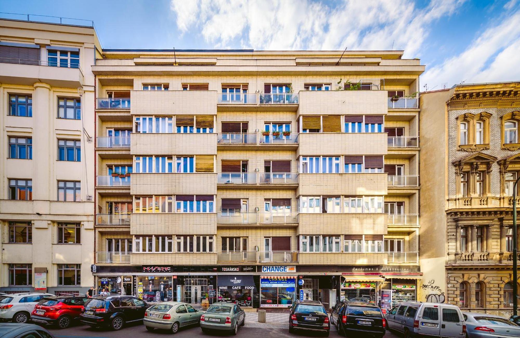 2Br 1,5Bath Chic City Suite Near Wenceslas Square ปราก ภายนอก รูปภาพ