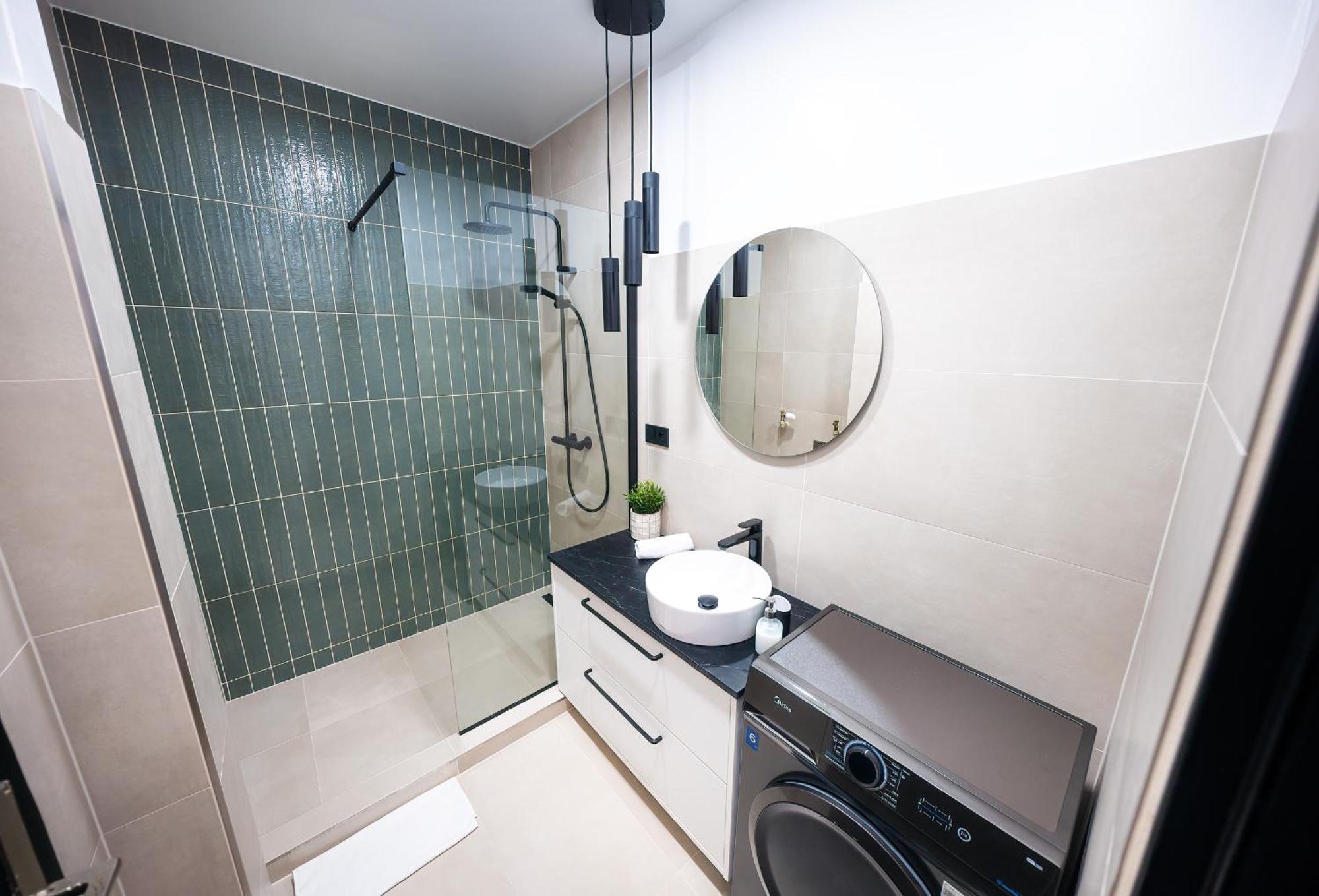 2Br 1,5Bath Chic City Suite Near Wenceslas Square ปราก ภายนอก รูปภาพ